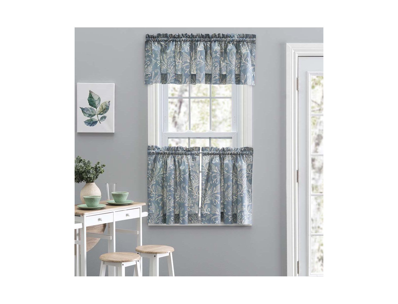 Ellis Curtain Lexington Leaf Pattern on Colored Ground Tailored Valance 58"x15"