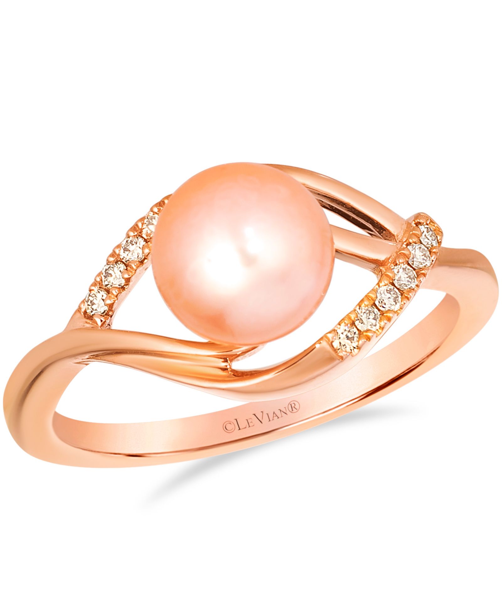 Кольцо Le Vian с пресноводным жемчугом (7-8 мм) и бриллиантом (0.08 карата суммарно) в розовом золоте 14 карат