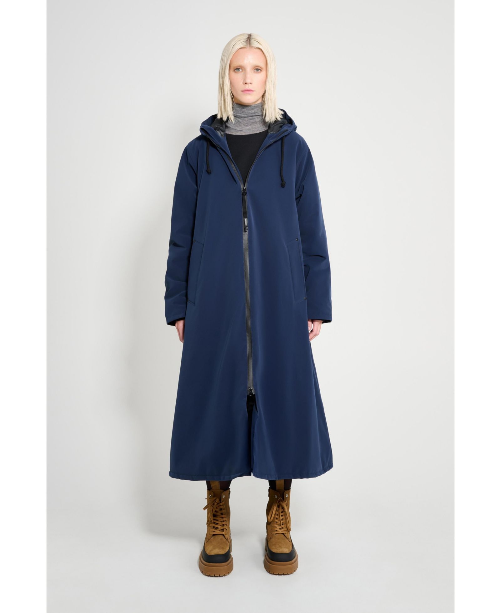 Женское зимнее пальто Stutterheim Mosebacke Long Matte