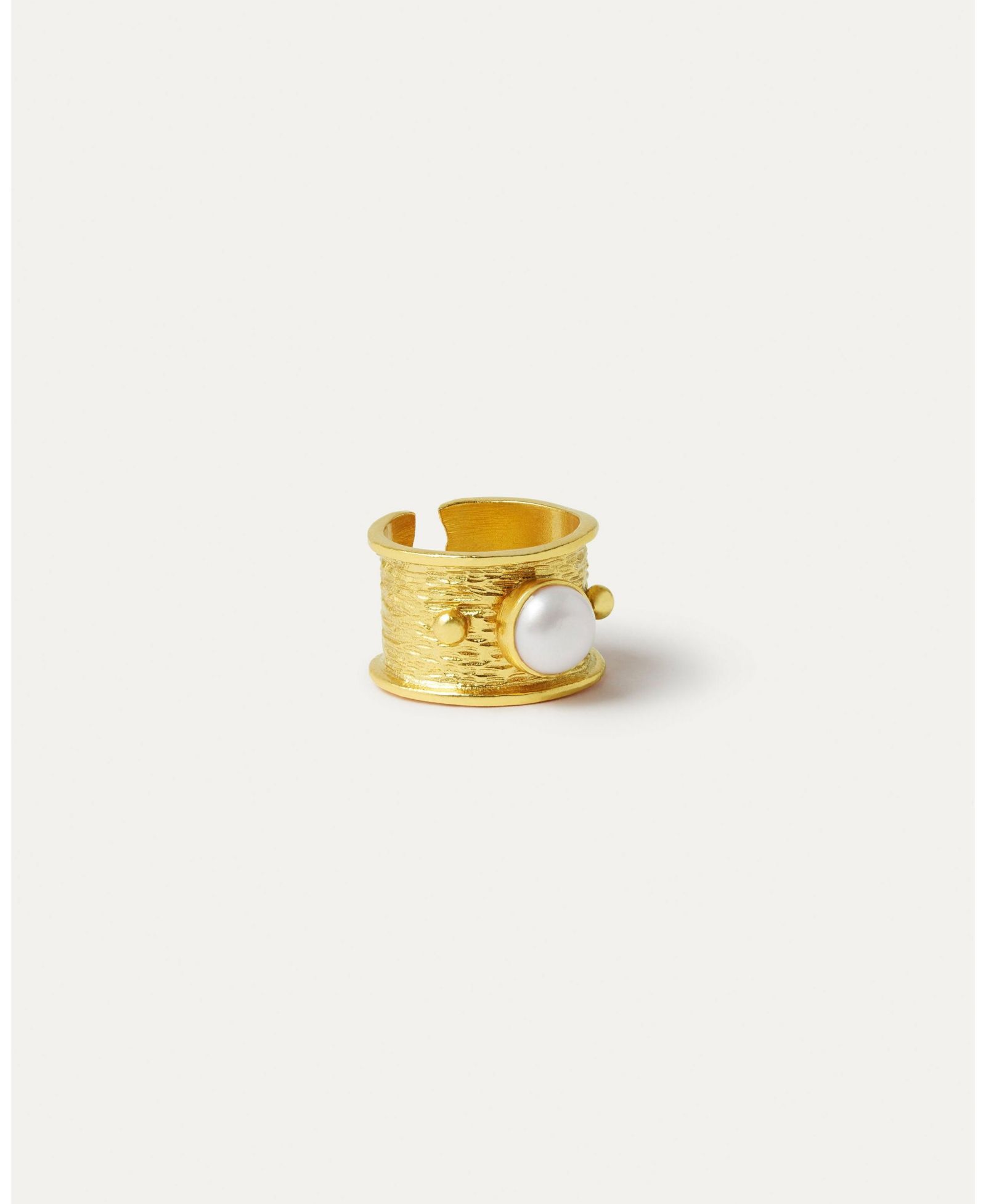 Ottoman Hands Della Pearl Band Ring