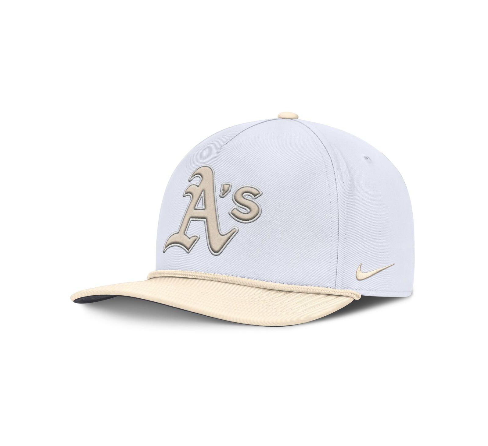 Мужская кепка Nike Athletics Pro Performance Snapback White/Cream
