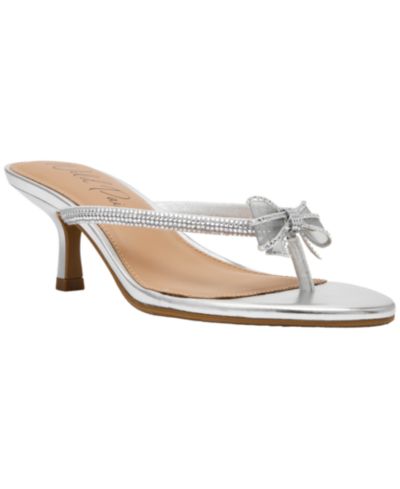 Женские сандалии Wild Pair Silree Slip-On Bow