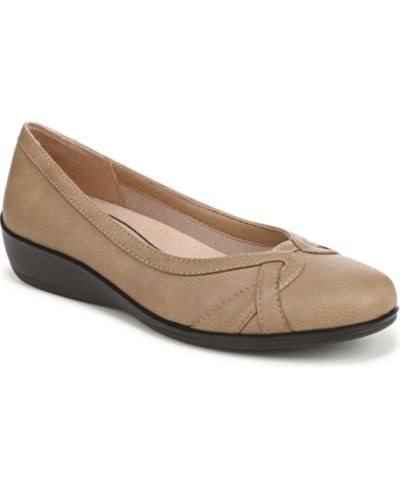 Taupe