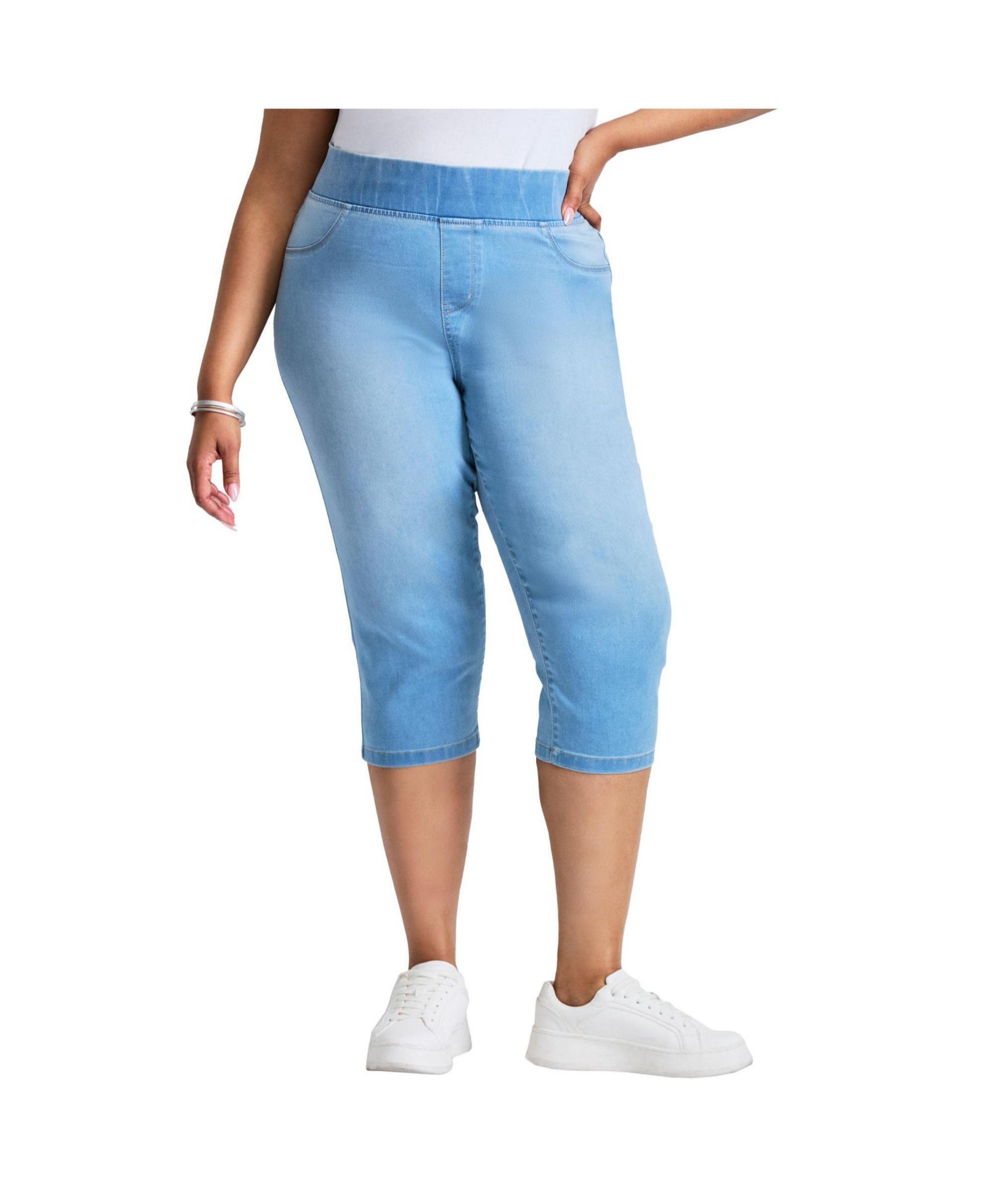AVENUE Women's Butter Denim Pull On Crop Jean