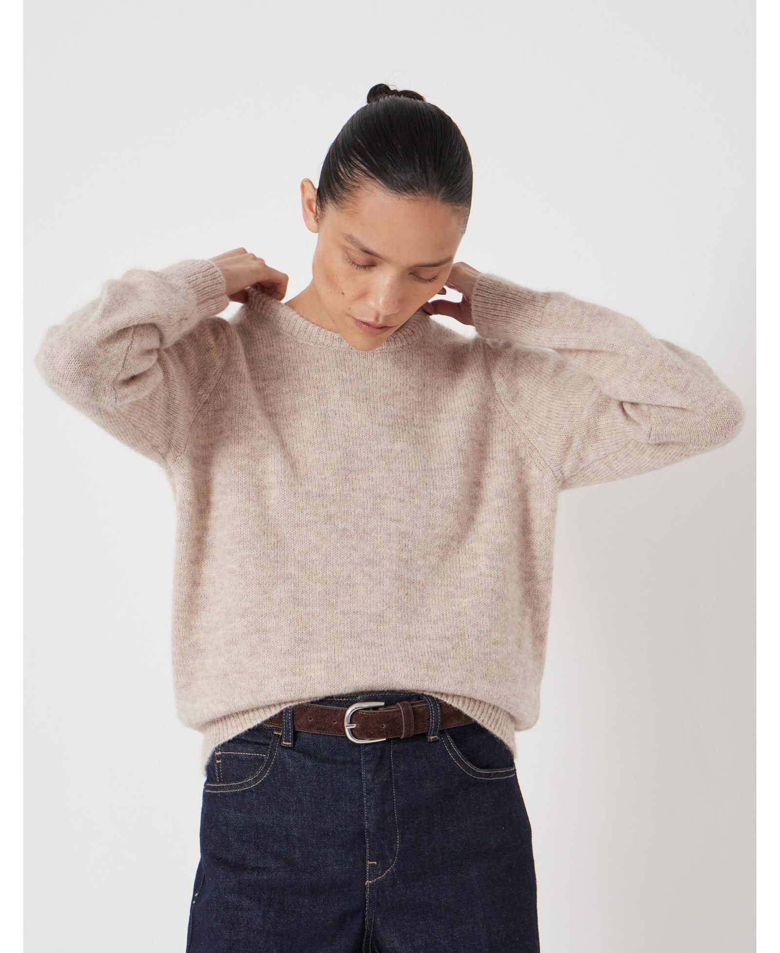 Hush Women's Emily V-Neck Puff Sleeve Top