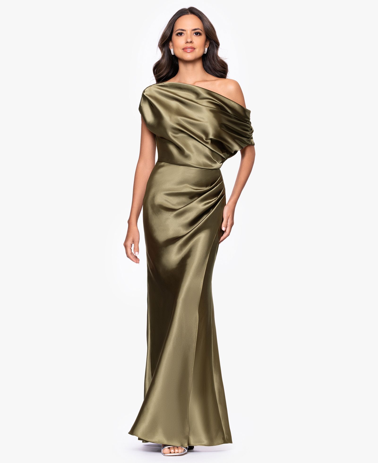 Betsy & Adam Women's Off-The-Shoulder Gown