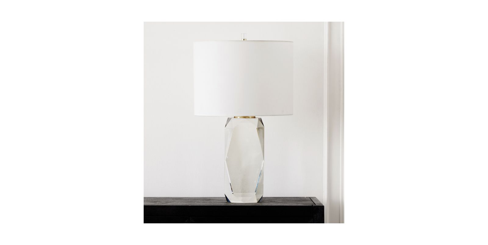 Z Gallerie Bianca Table Lamp