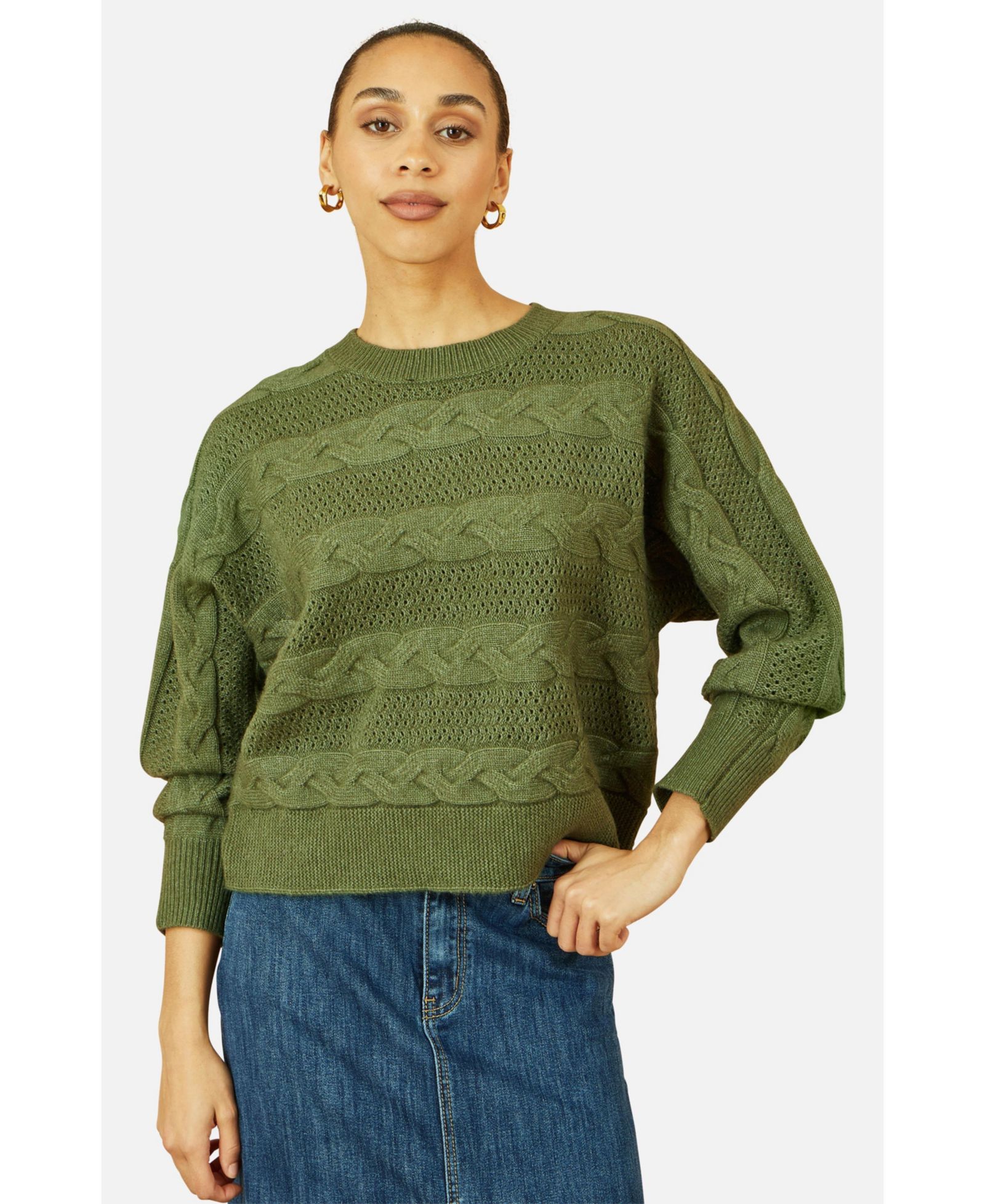 Yumi Women's Cable Knit Relaxed Fit Jumper