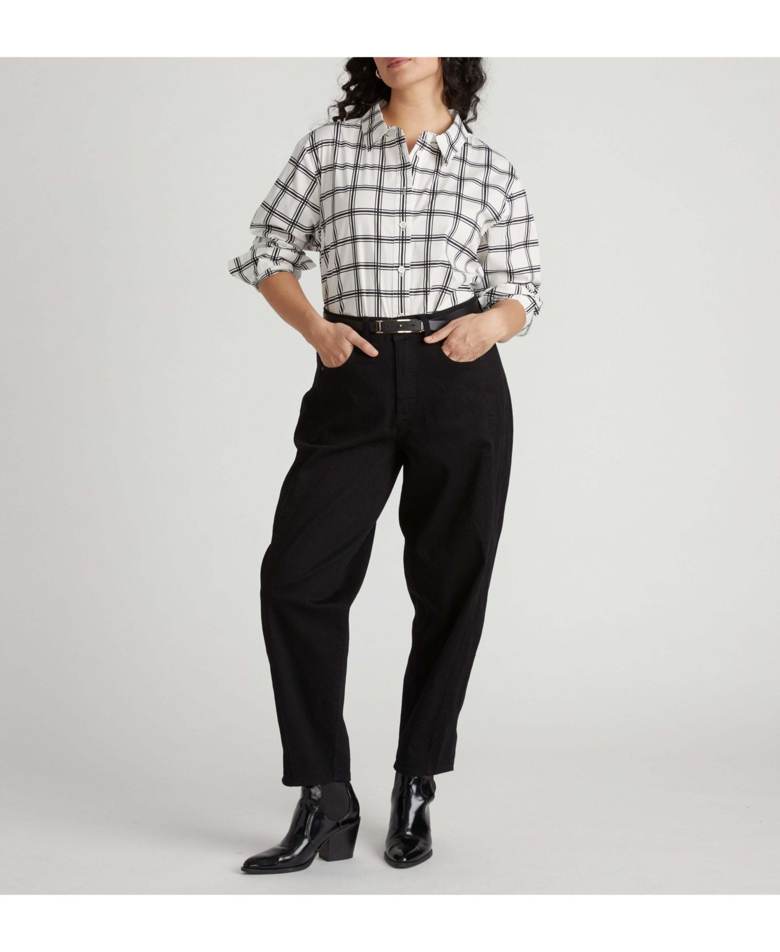 Universal Standard Women's Dakota Twisted Leg Jeans