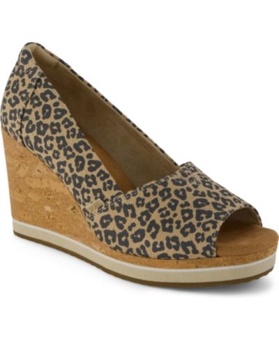 Oatmeal Small Leopard Spots