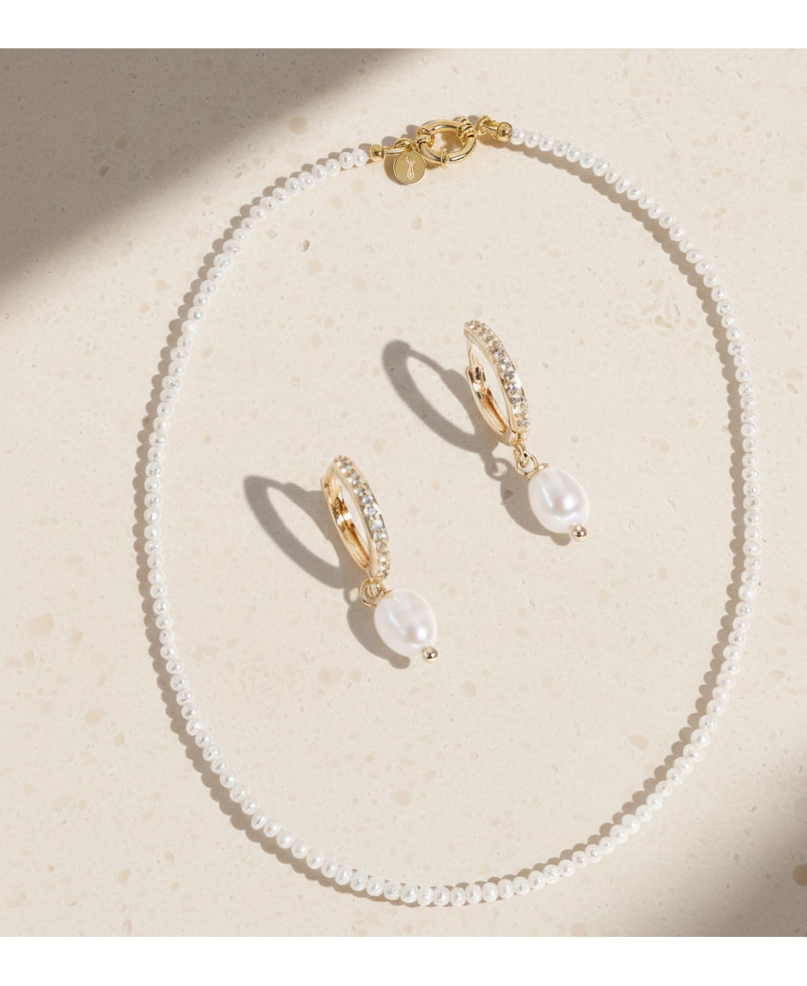 Набор украшений Joey Baby 2-Pc. Set Handcrafted Dainty Freshwater Pearl Necklace and Earrings in -Plated Finish