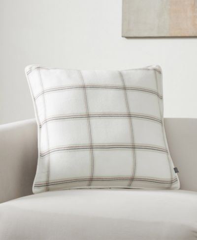 Tahari Home Декоративная реверсивная подушка в клетку 20" x 20"