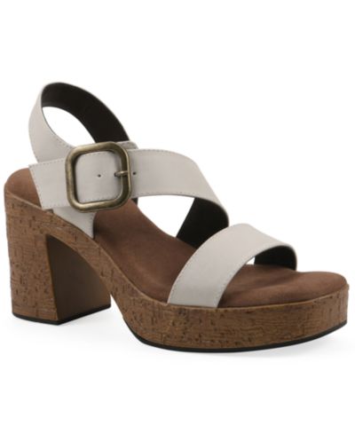 White Mountain Женские сандалии Barb на платформе