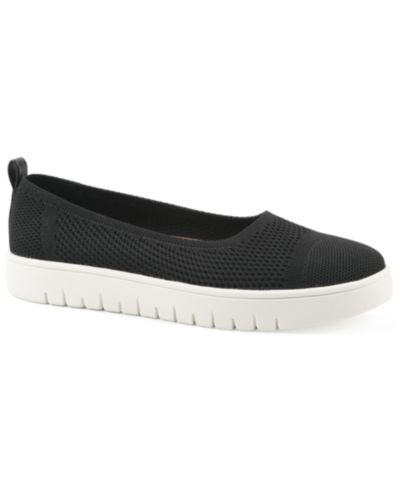 Женские кеды White Mountain Naveen FOM Slip-on