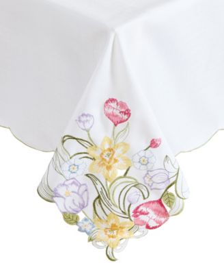 Elrene Daffodil Blooms Cutwork Tablecloth, 60" x 120"