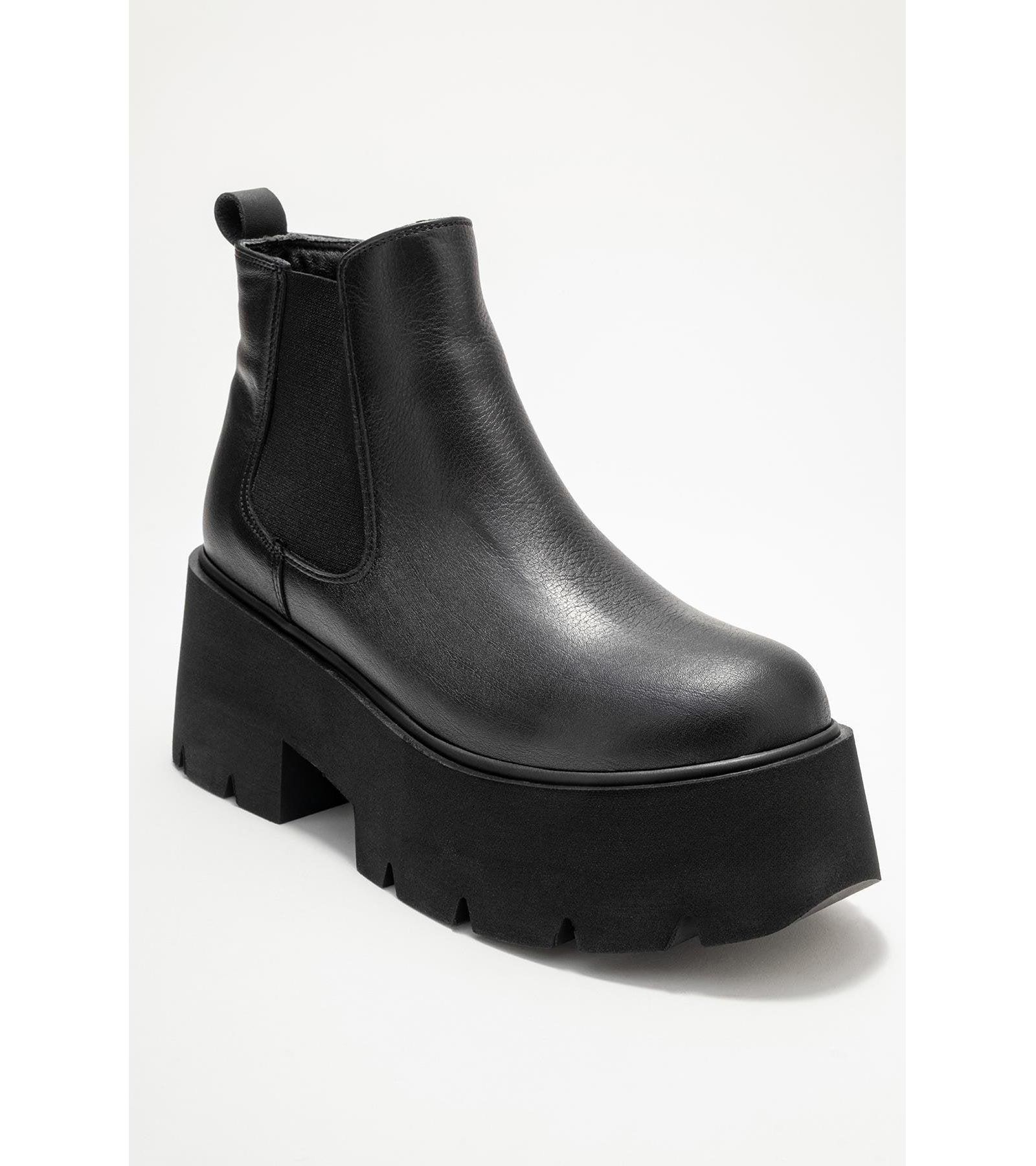 Forever & Always Shoes Women's Clen Leather Platform Chelsea Boot