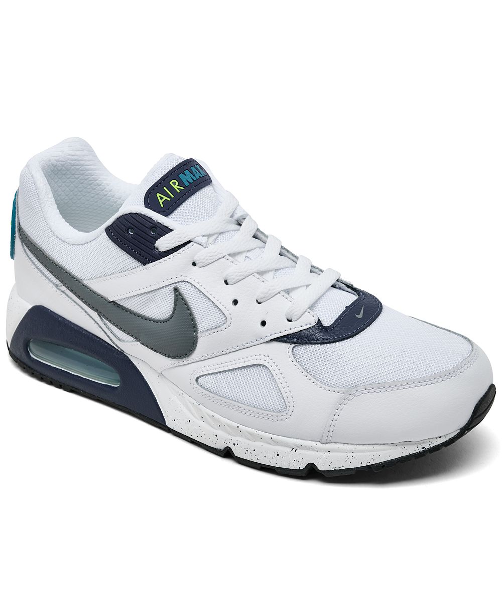 Беговые кроссовки Nike Men's Air Max IVO