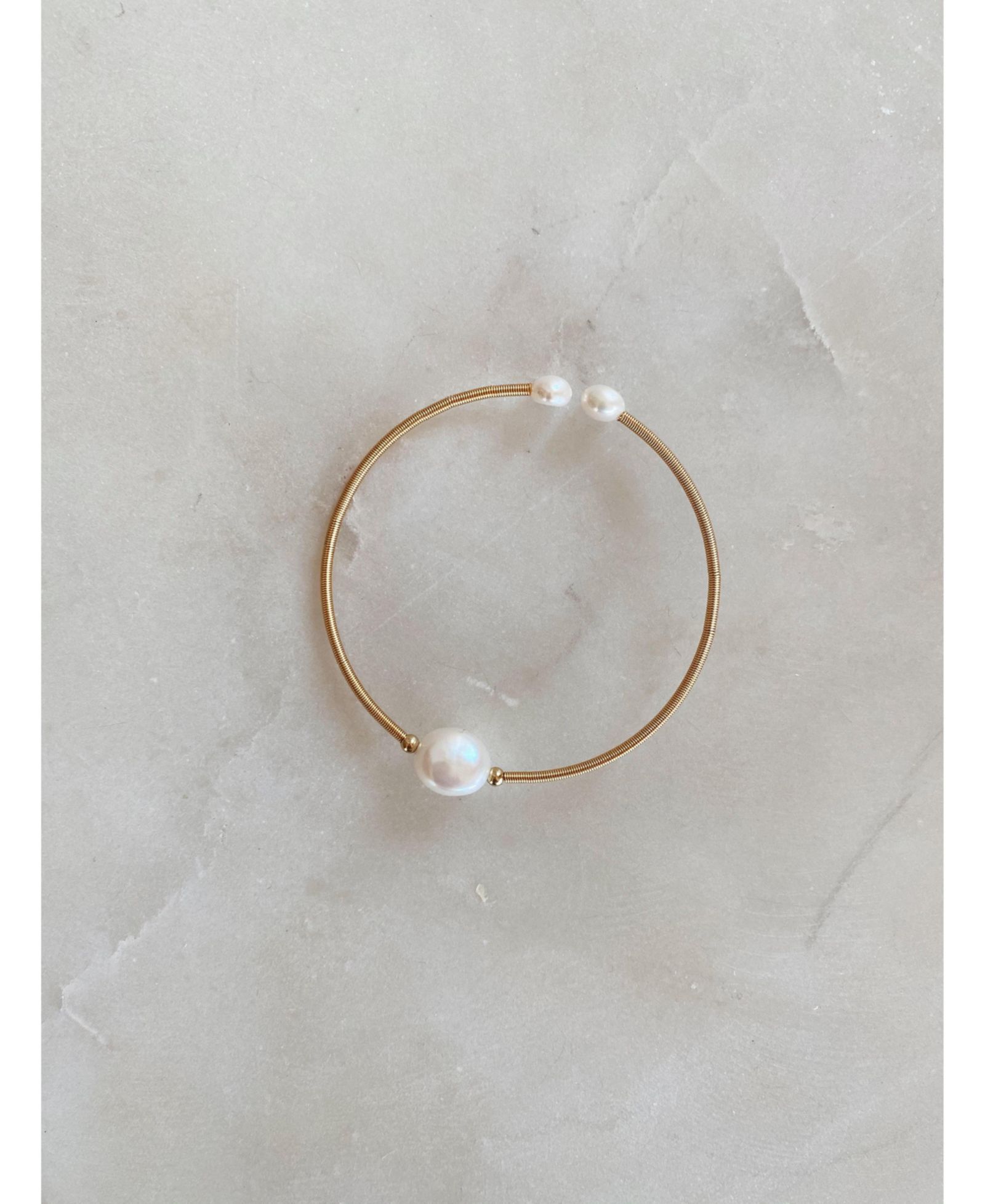 Untamed Petals Parlor Pearl Bracelet