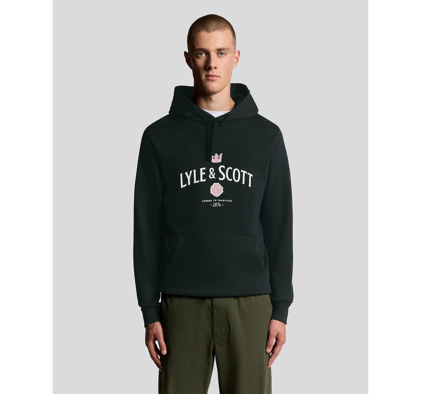Lyle & Scott Men's Cheers To Tradition Graphic Hoodie