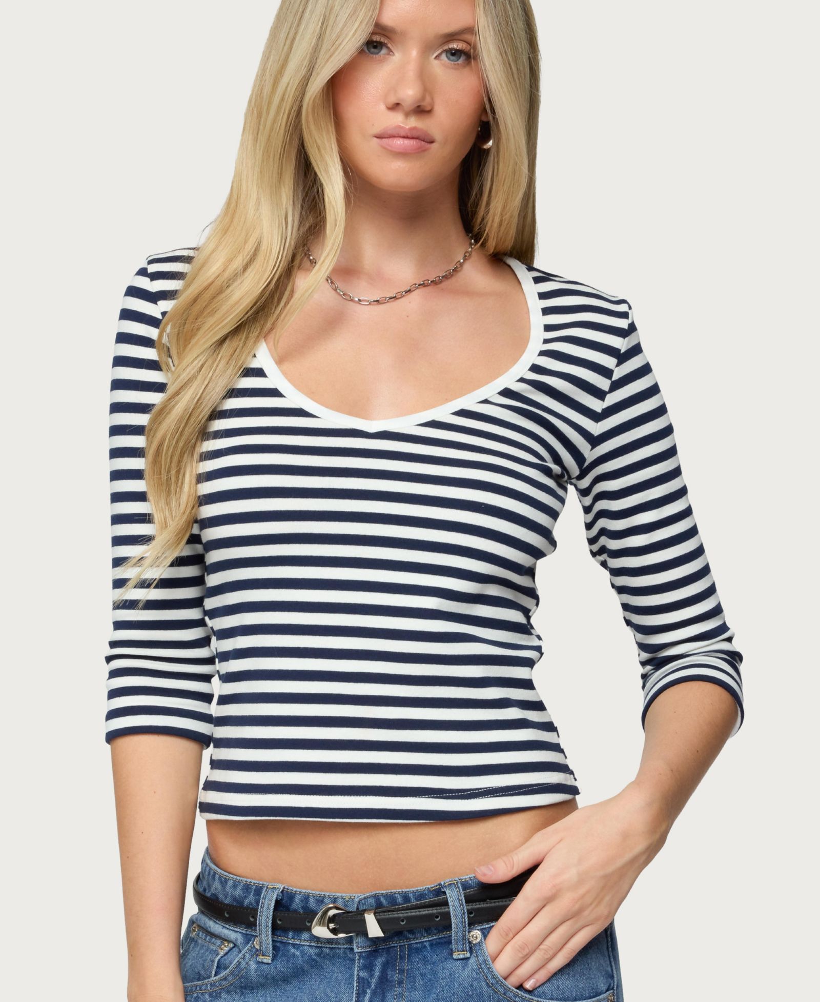 Edikted Women's Poppie Striped V Neck Top