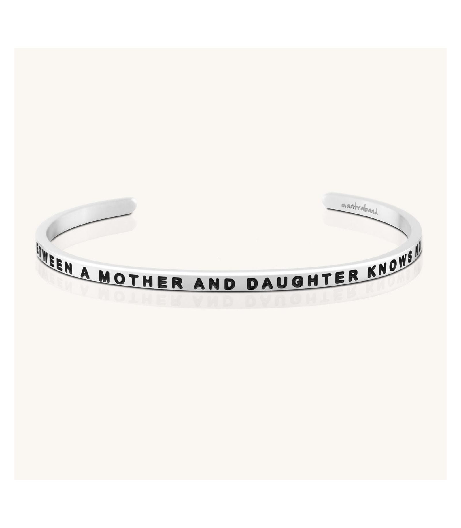 Mantra Серебряные браслеты The Love Between A Mother And Daughter Knows No Distance