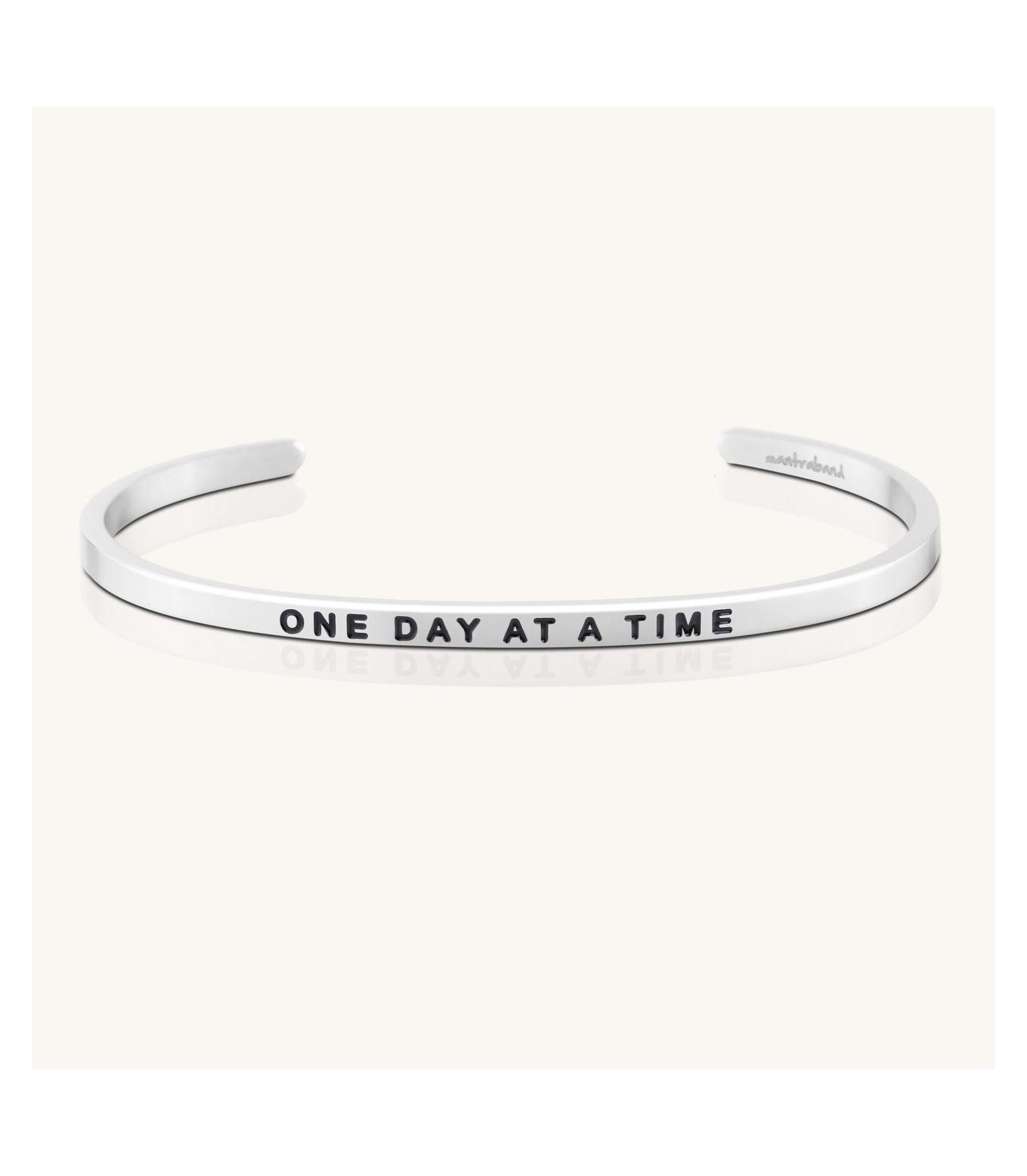 Mantra браслет Open Cuff One Day At A Time