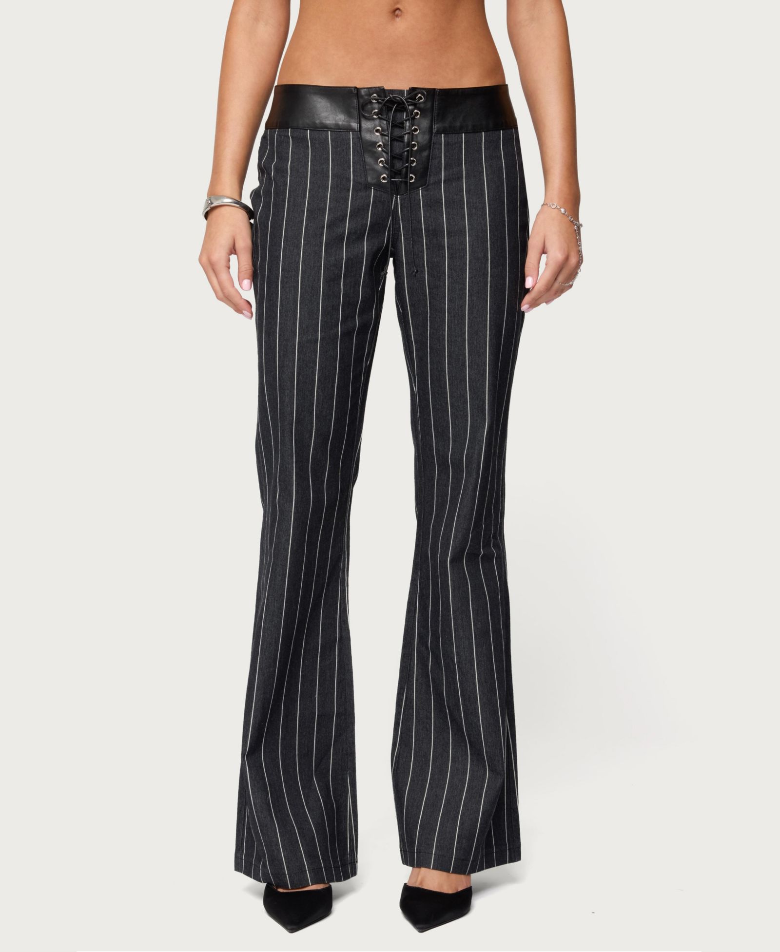 Женские джинсы Edikted pinstripe и faux leather flared
