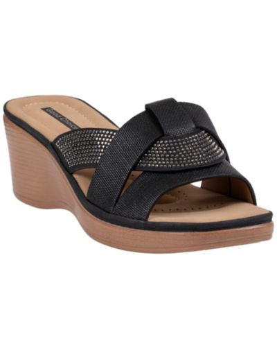 GC Shoes Women's Selva Embellished Round Toe Wedge Sandals