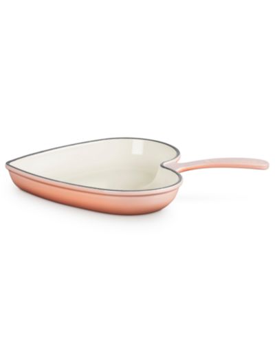 Сковорода Le Creuset Enameled Cast Iron 2-Quart Traditional Heart Skillet