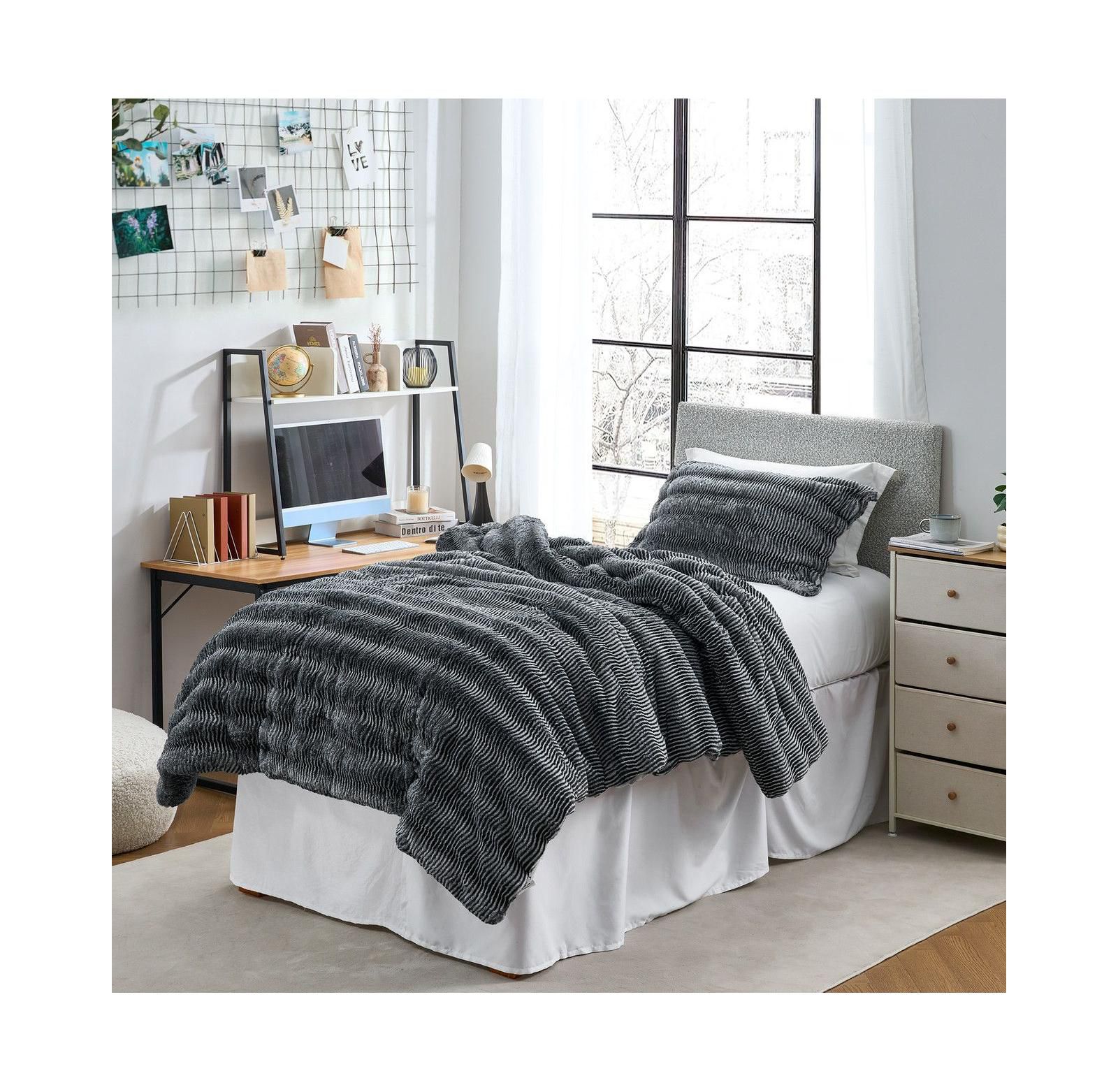 Coma Inducer Raccoons Are Lovely - Coma Inducer Oversized Comforter Set