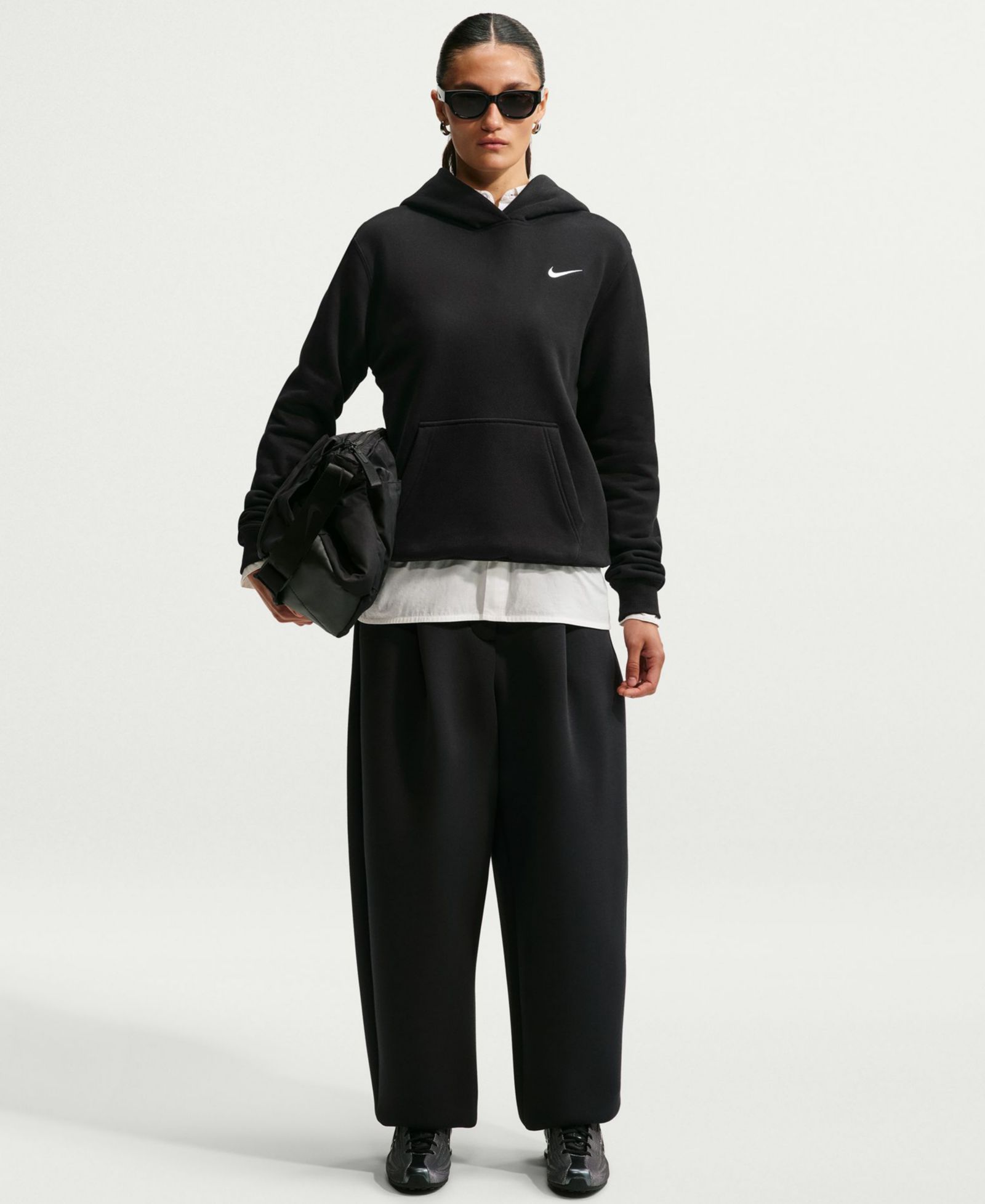 Женское худи Nike Studio Fleece средней плотности