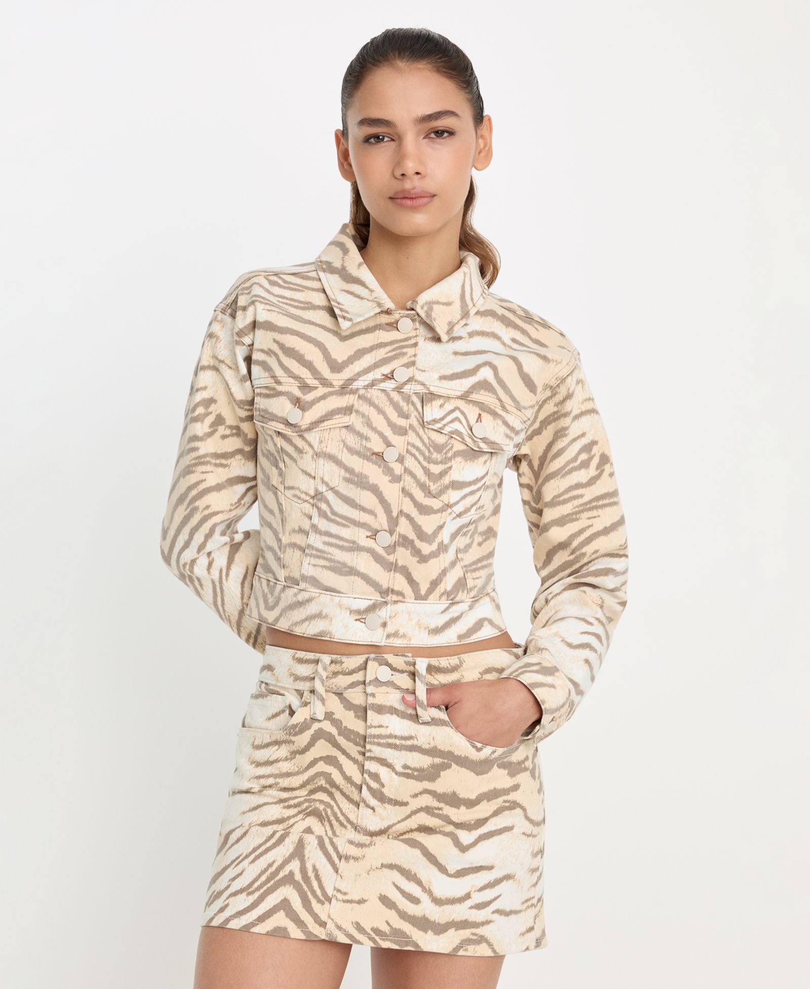 Good American Women's Essential Crop Tiger Print Collared Jacket