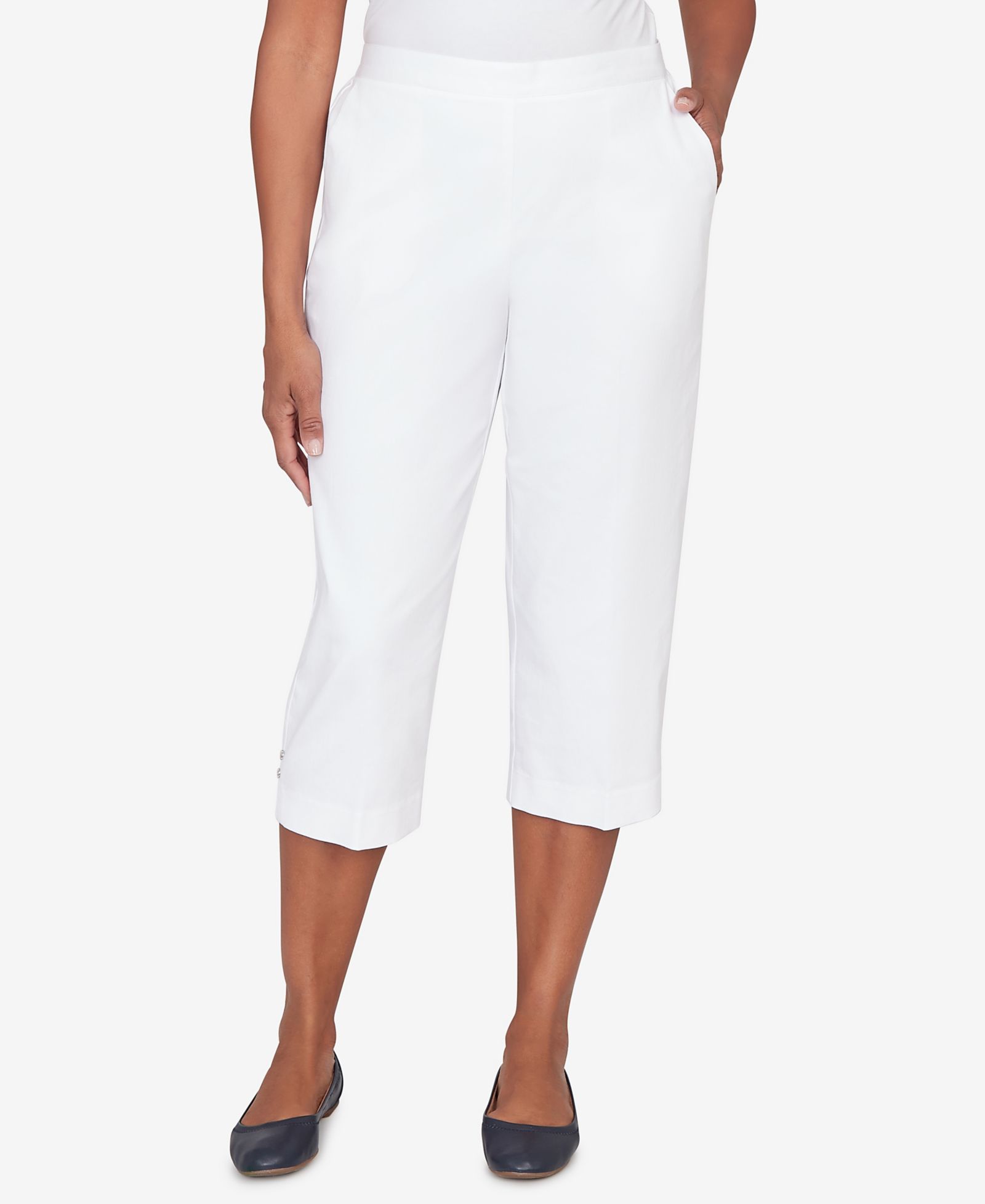 Брюки Alfred Dunner Petite Classic Solid Twill Button Hem Capri