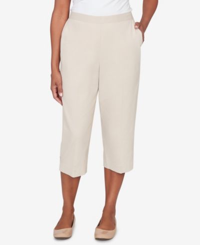 Брюки Alfred Dunner Petite Classic Solid Twill Button Hem Capri