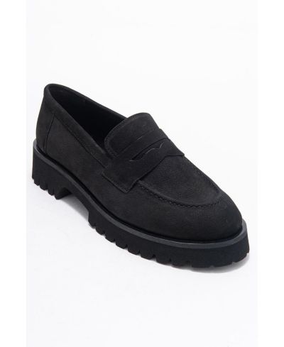 Forever & Always Shoes Women's Vionel Leather Loafer