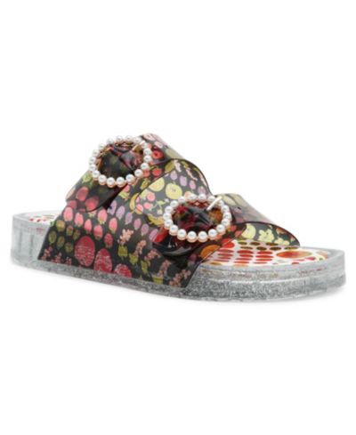 Женские сандалии Betsey Johnson Women's Landin Jelly Fruit