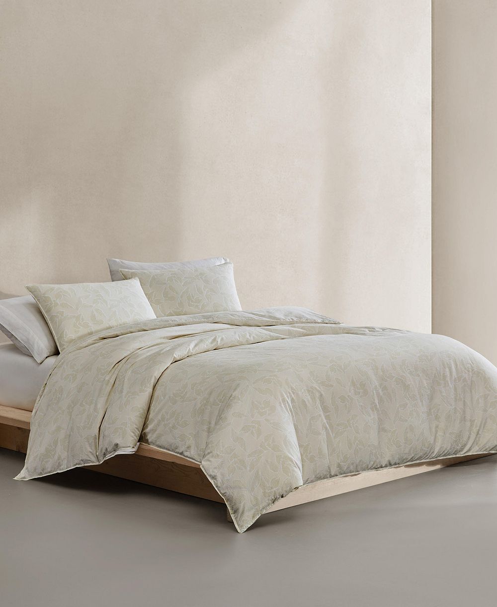 Calvin Klein Yellow Leaves Washed Percale 3-Piece Comforter Set, Queen