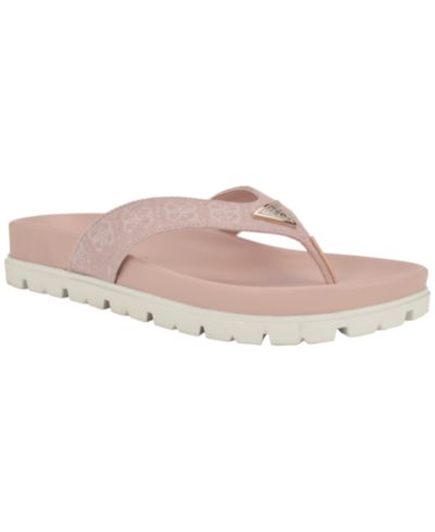 Женские сандалии GUESS Women's Davelle Thong Slip-On Lug Sole