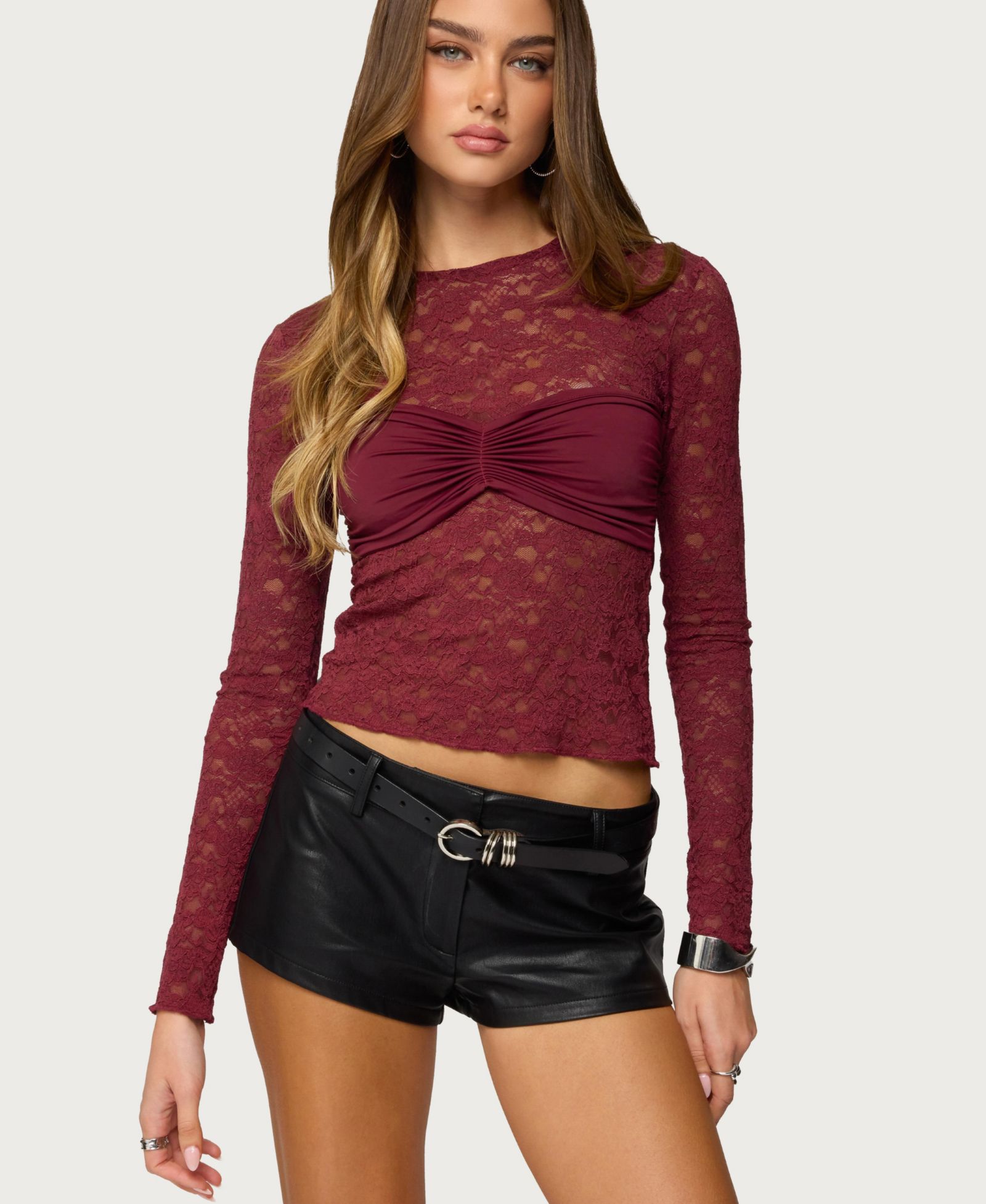 Женский топ Edikted Rosette Bandeau из прозрачного кружева