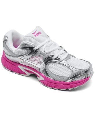 Nike женские повседневные кроссовки V5 RNR от Finish Line