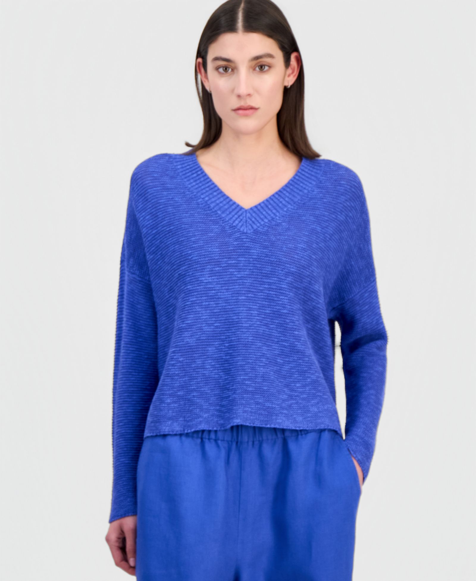 Eileen Fisher Женский джемпер из хлопка и льна с V-образным вырезом