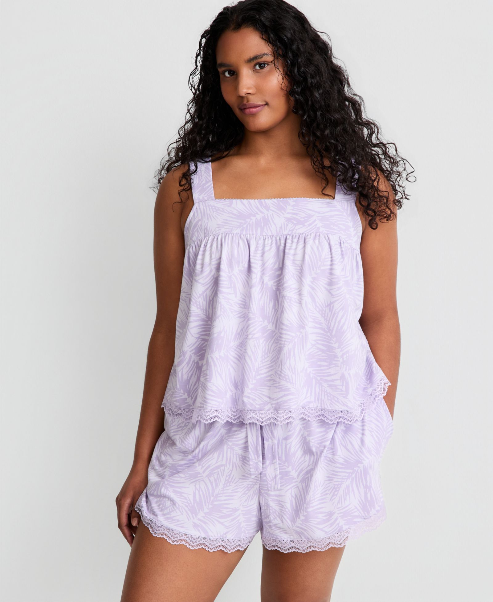 Женский комплект из топа и шорт State of Day Lace Trim Knit