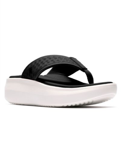 Clarks Женские сандалии Solevana Post с круглым носком