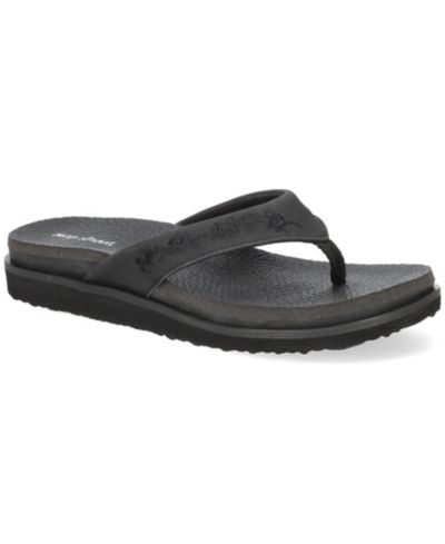 Женские сандалии Easy Street Women's Wanderlust Thong