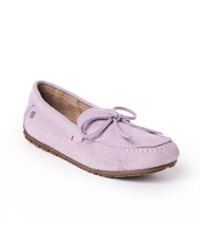 Dusty violet