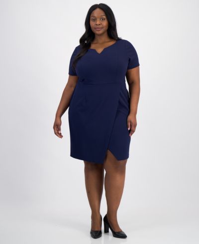 Платье-обертка Connected Plus Size Scuba Crepe Notch-Neck