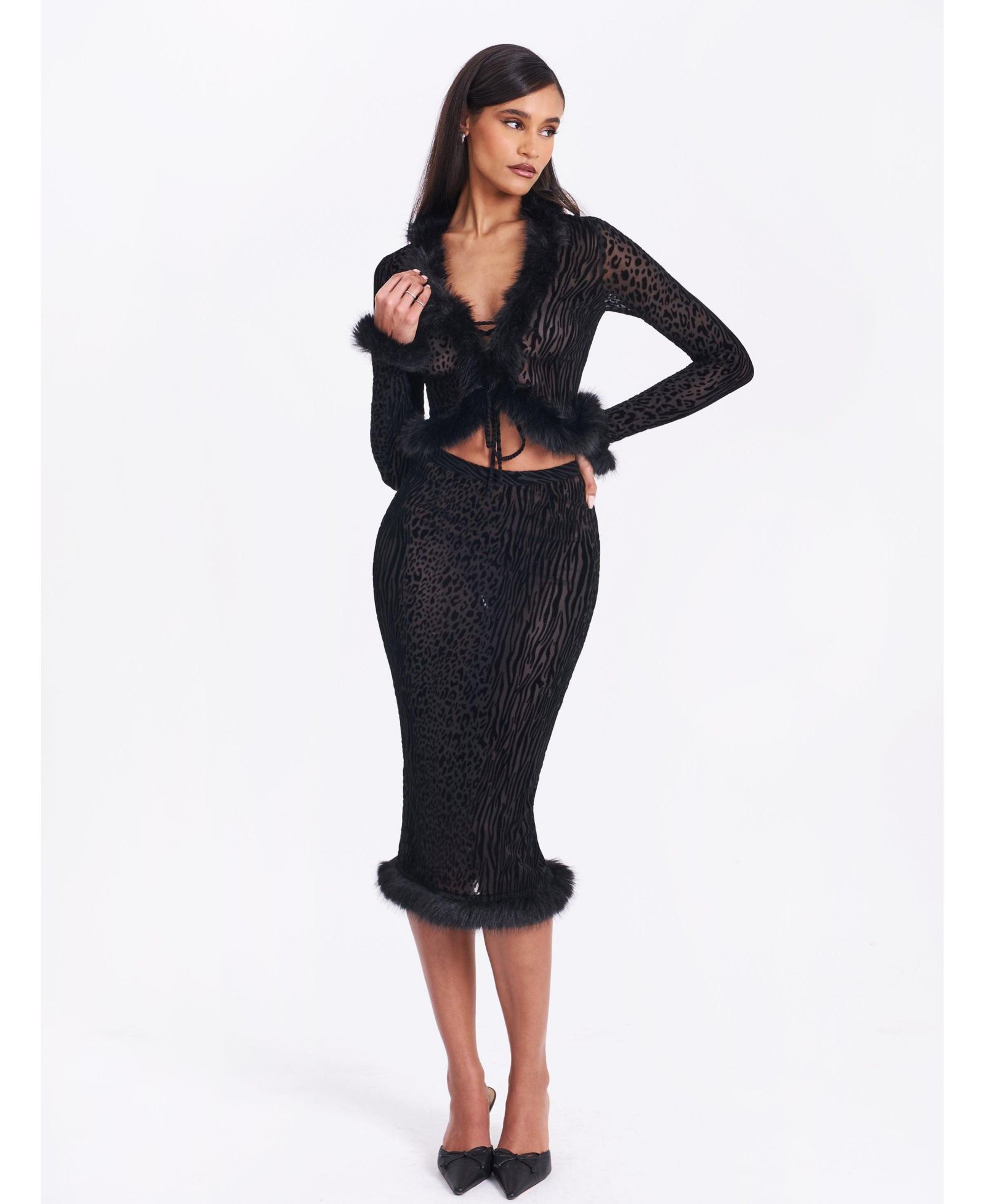 Miss Circle Women's Halia Black Animal Print Burnout Velvet Faux Fur Trim Skirt