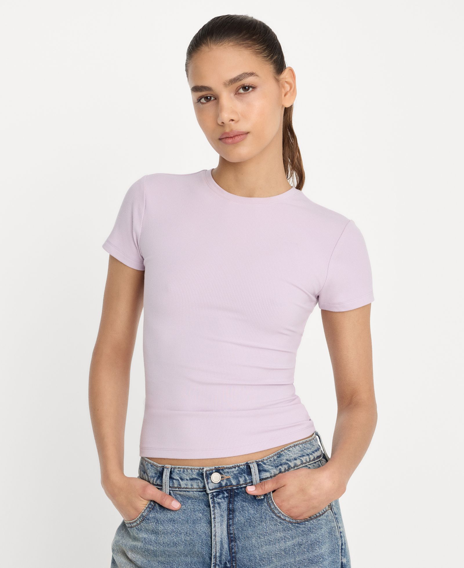 Женская футболка Good American Super Stretch Crewneck, Regular & Plus Size