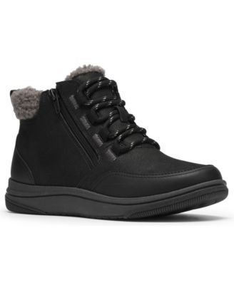 Clarks Women's Breeze Moss Zipper Booties