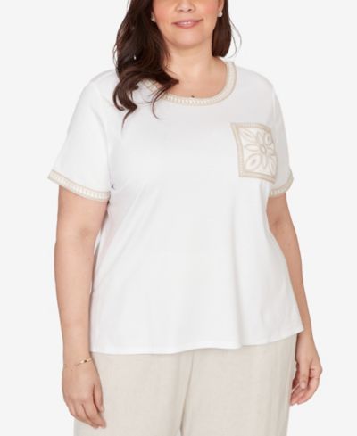 Женская футболка Alfred Dunner Plus Size Natural Wonder Crochet Pocket с коротким рукавом
